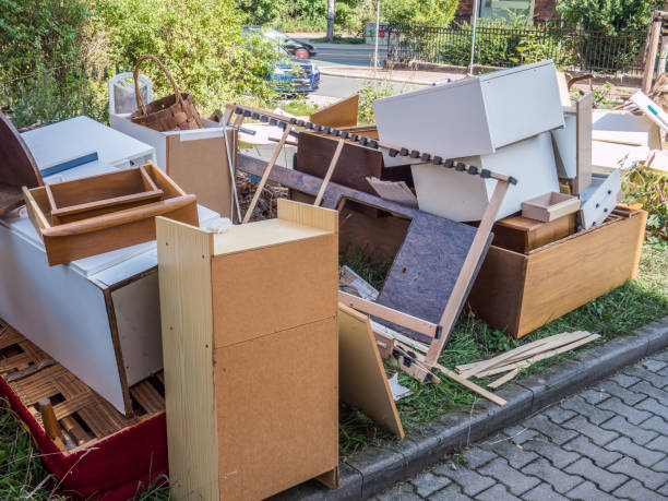 Best Attic Cleanout Services  in East Patchogue, NY